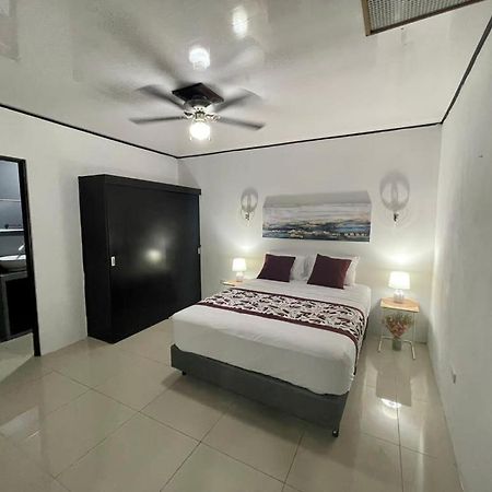 Apartamentos Cielo #1, Airport Juan Santamaria Alajuela Buitenkant foto